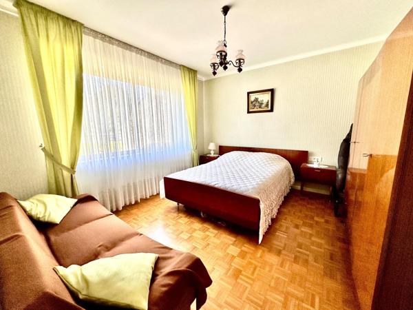 Plain pied sur sous-sol - F6 - garage double, terrasse et jardin