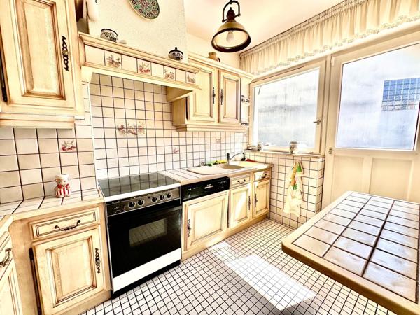 Plain pied sur sous-sol - F6 - garage double, terrasse et jardin