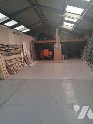LOCAL 160M²