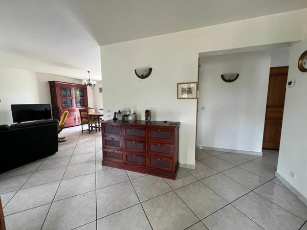 Maison à vendre    5 pièces • 140,24 m2 Champs-sur-Marne