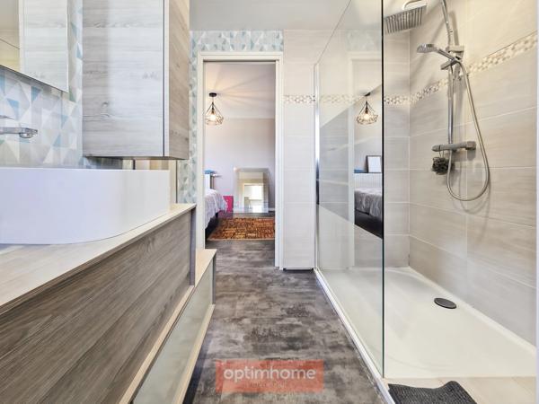 MAISON SEMI PLAIN-PIED 150 m² 4 CHAMBRES SOUS-SOL COMPLET JARDIN EXPO SUD