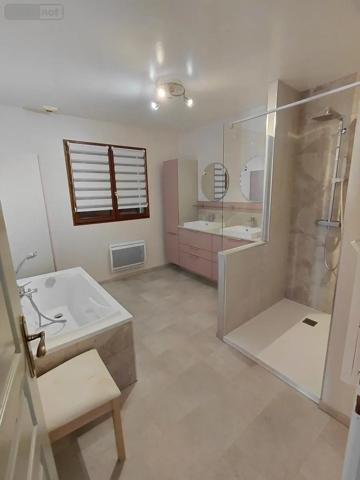 Location - Maison Toutainville 27500 7 pièces 176 m 2