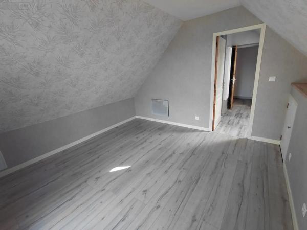 Location - Maison Toutainville 27500 7 pièces 176 m 2