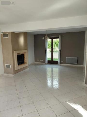 Location - Maison Toutainville 27500 7 pièces 176 m 2