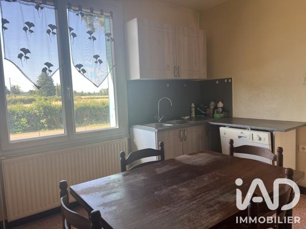 Maison à vendre 5 pièces 99 m² Montceaux-l'Étoile