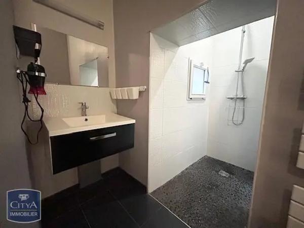 Appartement à louer 2 pièces 41.37m²