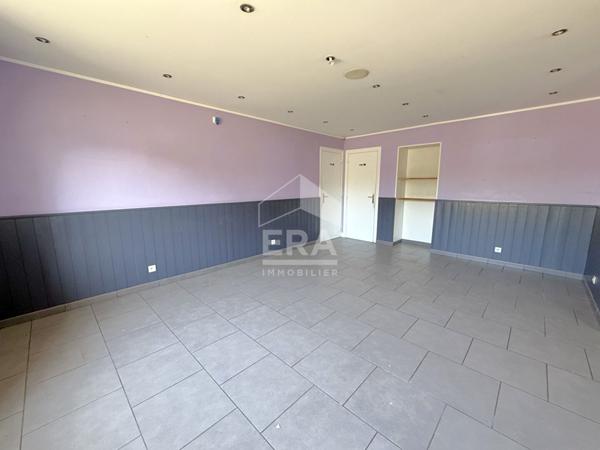Local commercial de 118 m² avec 2 appartements