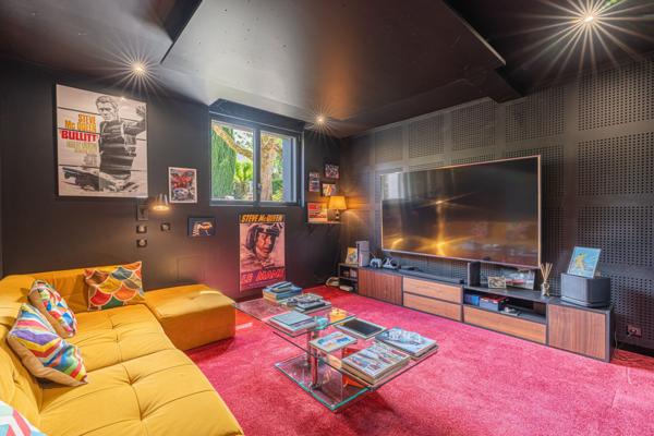 Maison 8 pièces - 271 m² Exclusivité efficity