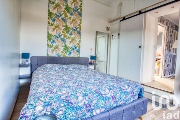 Maison traditionnelle 6 pièces de 126 m² à Magny-en-Vexin (95420)