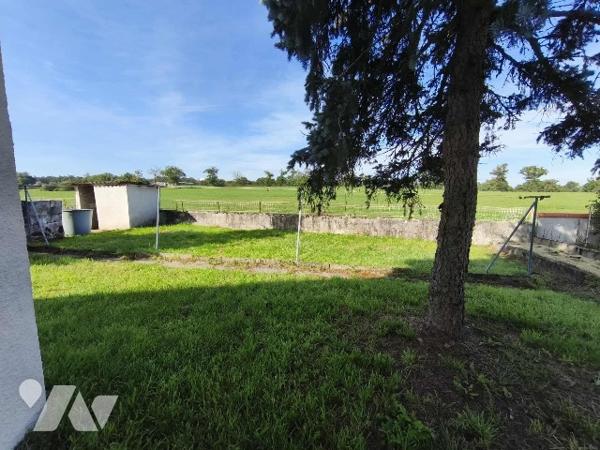 Maison entièrement rénovée avec jardin