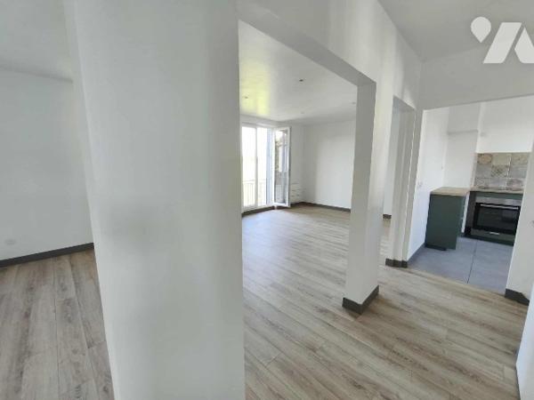 Maison entièrement rénovée avec jardin