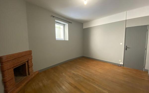 Appartement à louer    3 pièces •  Caussade