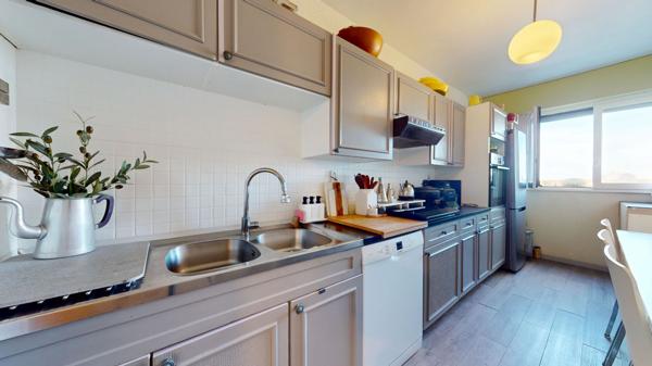 Appartement Roissy En Brie 4 pièce(s)