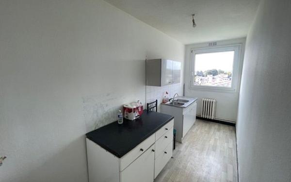 Appartement à vendre    3 pièces • 59,82 m2 Évreux