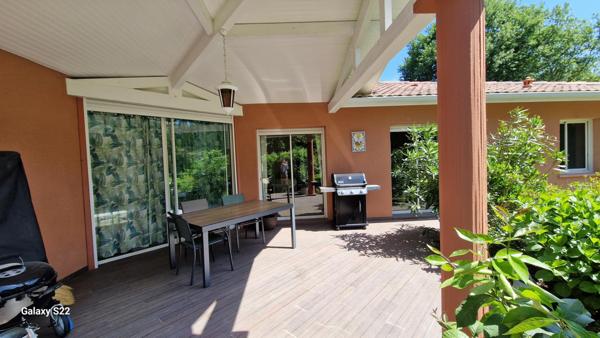 Carcarès-Sainte-Croix (40400) Maison de plain-pied 5 chambres avec piscine sur 1,4 hectare - Carcares Sainte Croix