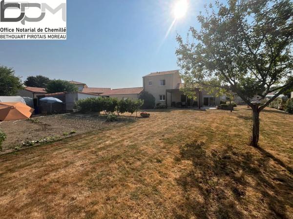 Achat - Maison La Salle-de-Vihiers 49310 5 pièces 124 m 2 1160 m 2