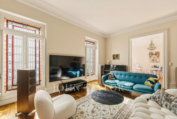 APPARTEMENT HAUT DE GAMME - 4 PIECES - ASCENSEUR - CLIMATISATION - CENTRE VILLE