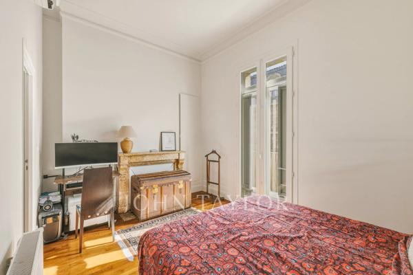 APPARTEMENT HAUT DE GAMME - 4 PIECES - ASCENSEUR - CLIMATISATION - CENTRE VILLE