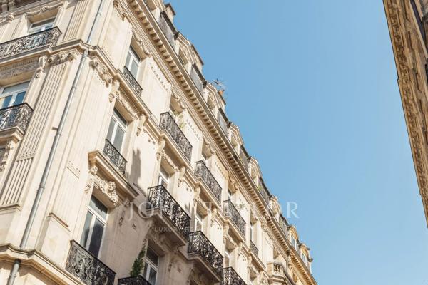 APPARTEMENT HAUT DE GAMME - 4 PIECES - ASCENSEUR - CLIMATISATION - CENTRE VILLE
