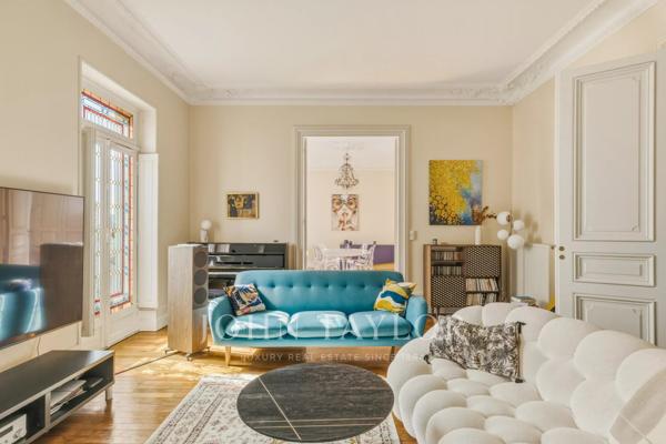APPARTEMENT HAUT DE GAMME - 4 PIECES - ASCENSEUR - CLIMATISATION - CENTRE VILLE