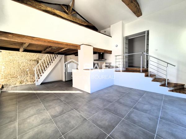 Maison en Pierre Rénovée à Saint-Gelais