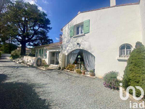 Maison à vendre 6 pièces 168 m² L'Éguille