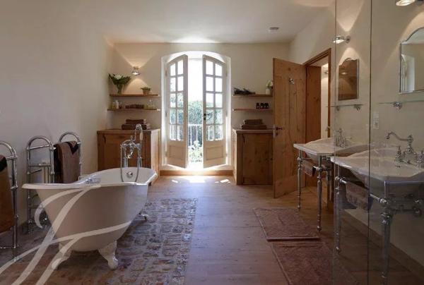 Superbe Bastide proche du village