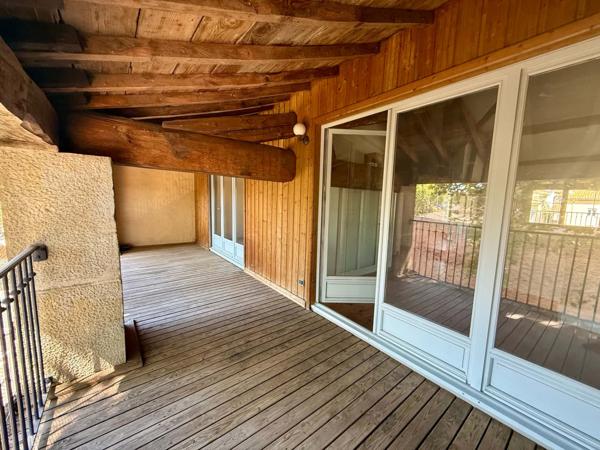 DUPLEX DANS UN ESPRIT LOFT AVEC TERRASSES ET PARKING
