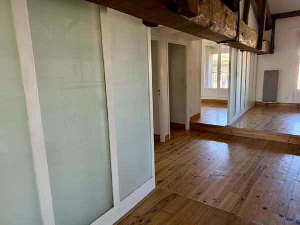 DUPLEX DANS UN ESPRIT LOFT AVEC TERRASSES ET PARKING