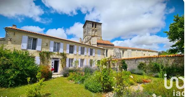 Maison à vendre 6 pièces 207 m² Beauvais-sur-Matha