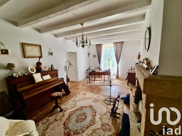 Maison à vendre 6 pièces 207 m² Beauvais-sur-Matha