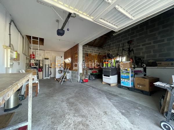 Vente
                Maison81 m² - 4 Pièces -
                    LE MOLAY LITTRY (14330)