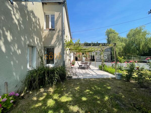 Vente
                Maison81 m² - 4 Pièces -
                    LE MOLAY LITTRY (14330)