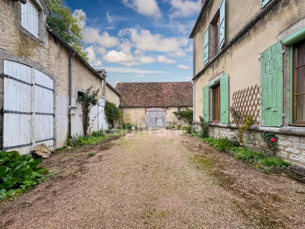 Maison de charme à deux pas du Canal du Nivernais – 5 pièces CHATILLON EN BAZOIS (58)