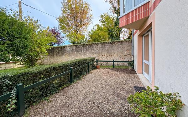 Appartement à vendre    3 pièces • 62 m2 Romorantin-Lanthenay