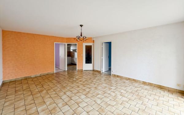 Appartement à vendre    3 pièces • 62 m2 Romorantin-Lanthenay