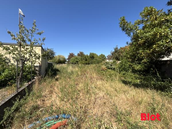 Terrain 537m²