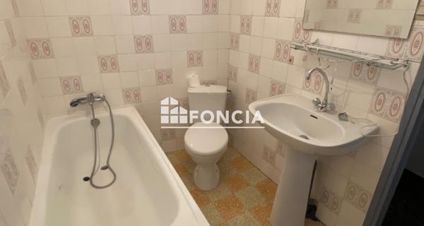 Location Maison 4 pièces 121.65 m² - Sérignan-du-comtat 84830