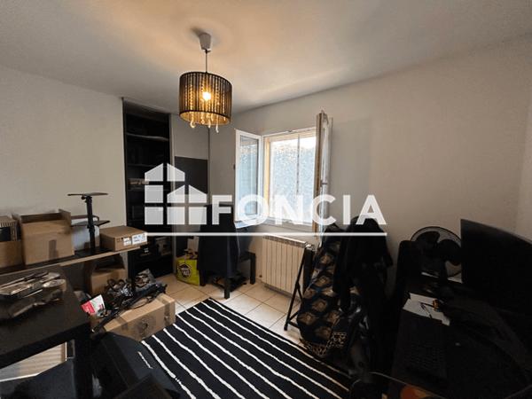 Location Maison 5 pièces 101 m² - 200 RUE DU CIVADOUN Salon De Provence 13300