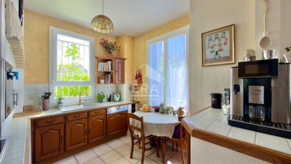 MAISON BORD DE LAC À VIRY CHATILLON, AVEC ACCÈS PRIVÉ LAC - PROCHE RER JUVISY-SUR-ORGE