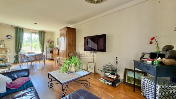 MAISON BORD DE LAC À VIRY CHATILLON, AVEC ACCÈS PRIVÉ LAC - PROCHE RER JUVISY-SUR-ORGE