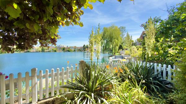 MAISON BORD DE LAC À VIRY CHATILLON, AVEC ACCÈS PRIVÉ LAC - PROCHE RER JUVISY-SUR-ORGE