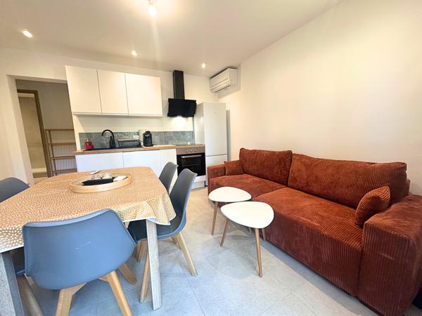 Fréjus (83370) exclusivité, Appartement 2 pièces rénové et meublé avec terrasse et piscine et parking privé – Saint-Aygulf