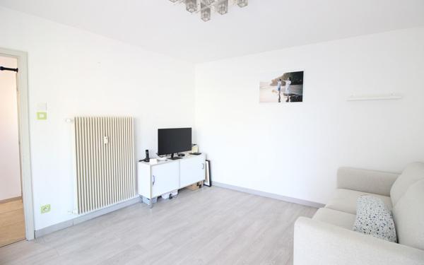 Appartement à louer    2 pièces • 52 m2 Strasbourg