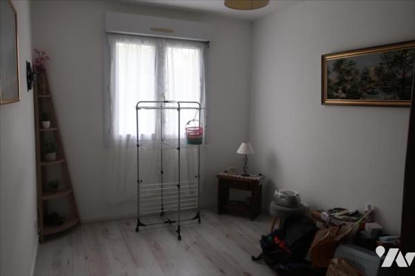 Appartement T3 - 3ème étage avec ascenseur - Balcon - Cave - stationnement . 85,65 m².