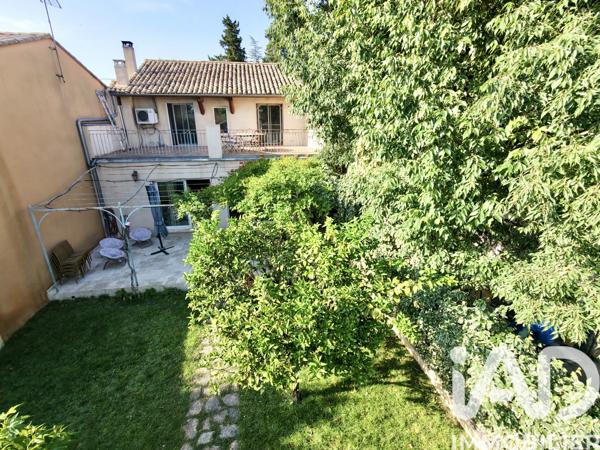 Maison à vendre 5 pièces 133 m² Nîmes