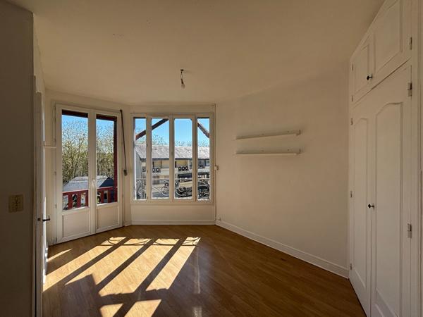 Maison de ville - Rue de Bel Air à Laval - 2 pièce(s) - 42m²