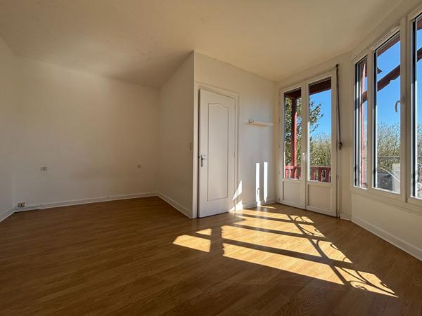 Maison de ville - Rue de Bel Air à Laval - 2 pièce(s) - 42m²