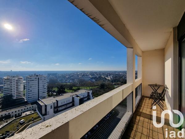 Appartement 6 pièces de 106 m² à Poitiers (86000)