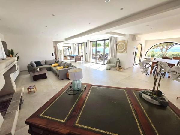 Vente Propriété 10 pièces 259 m2 à Draguignan